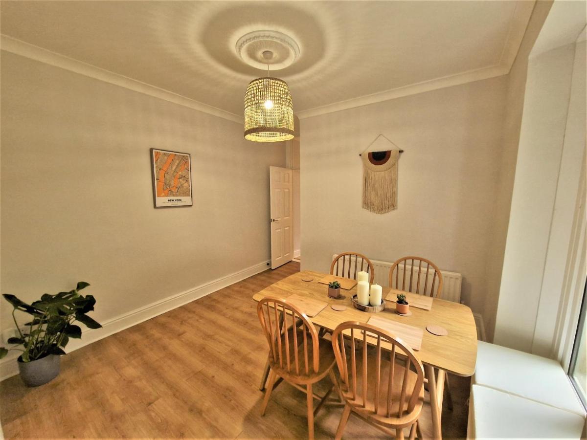 Lovely Seafront Apartment With Garden Swansea Exterior photo